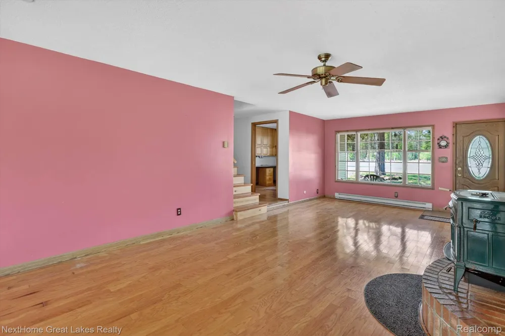 1378 National City Road Grant Township, MI 48748