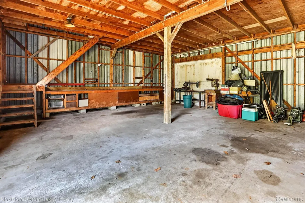 1378 National City Road Grant Township, MI 48748