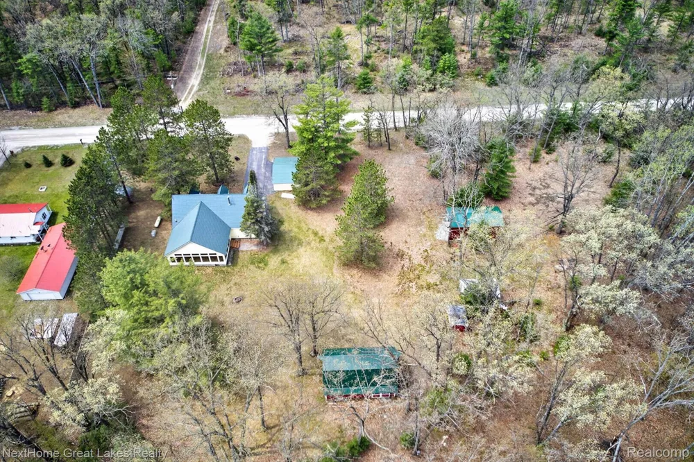 1378 National City Road Grant Township, MI 48748
