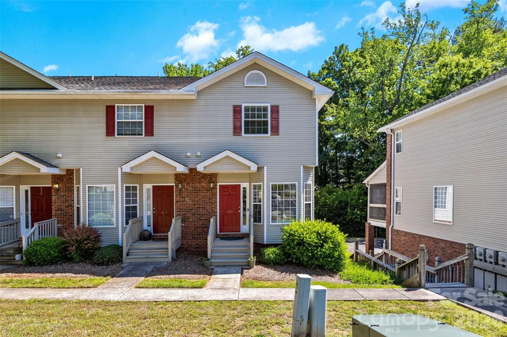 1261 Charlotte Avenue Rock Hill, SC 29732