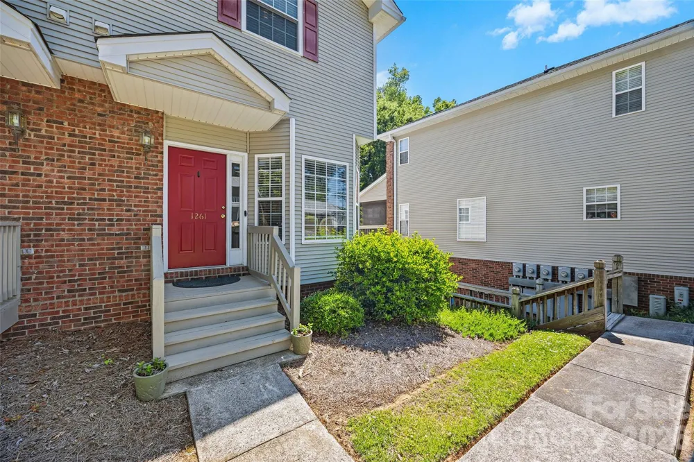 1261 Charlotte Avenue Rock Hill, SC 29732