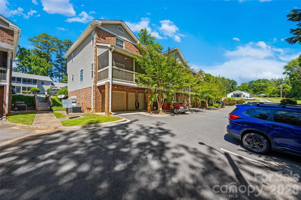 1261 Charlotte Avenue Rock Hill, SC 29732