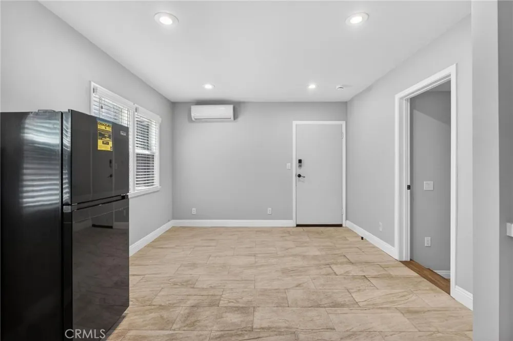 610 E Fairview Boulevard #3/4 Inglewood, CA 90302