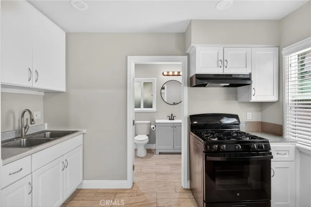 610 E Fairview Boulevard #3/4 Inglewood, CA 90302