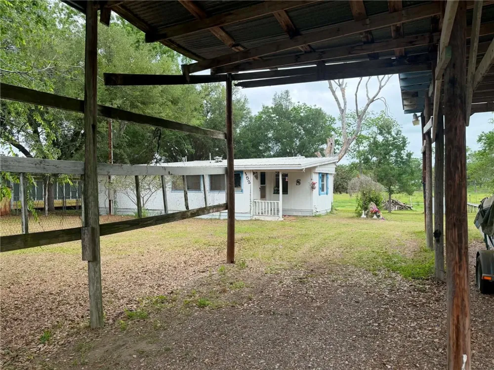 152 E Mustang Arbor Sandia, TX 78383