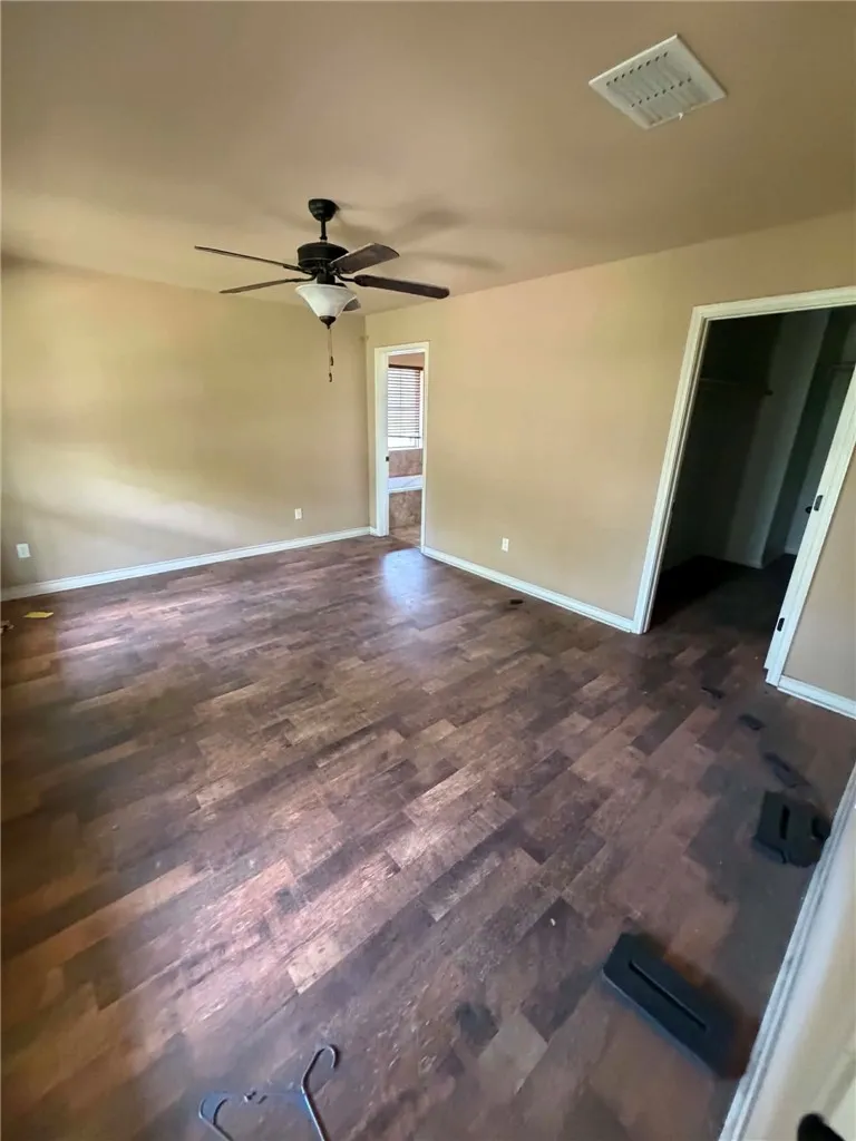 726 Avenue B Bishop, TX 78343