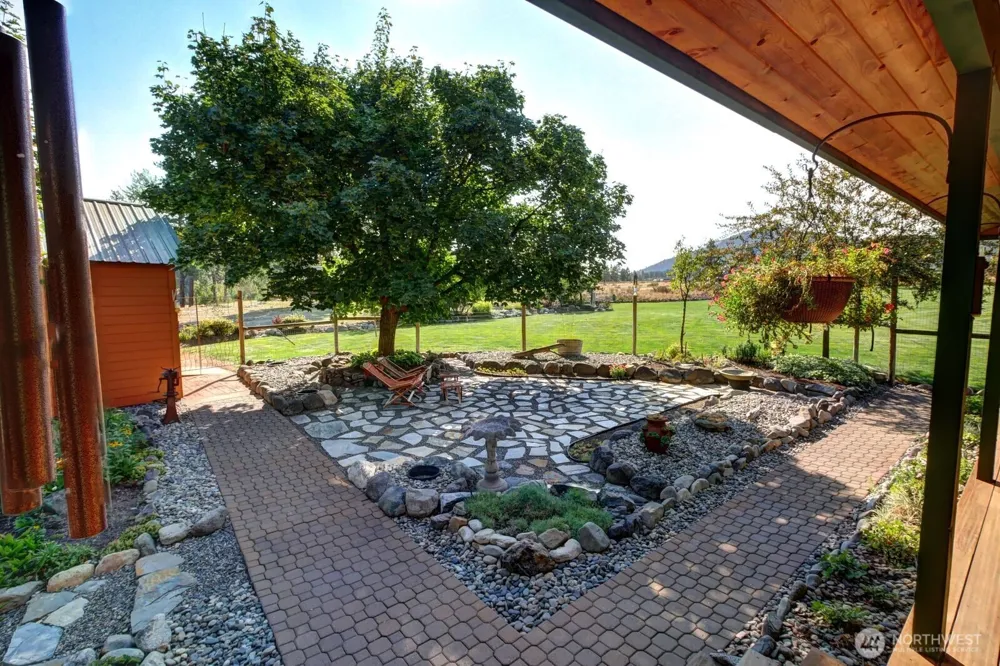 19 Mariposa Lane Winthrop, WA 98862