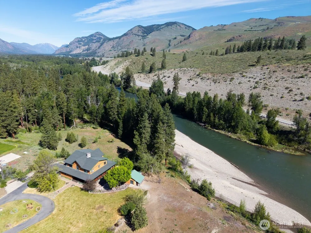 19 Mariposa Lane Winthrop, WA 98862