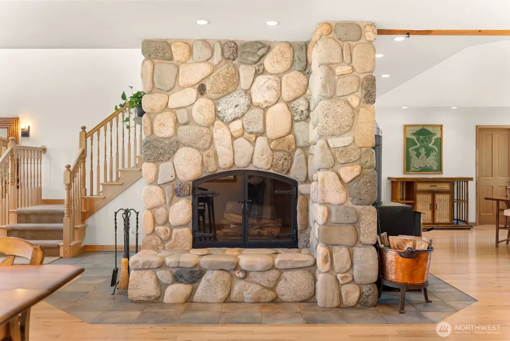 19 Mariposa Lane Winthrop, WA 98862