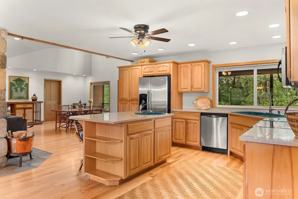 19 Mariposa Lane Winthrop, WA 98862