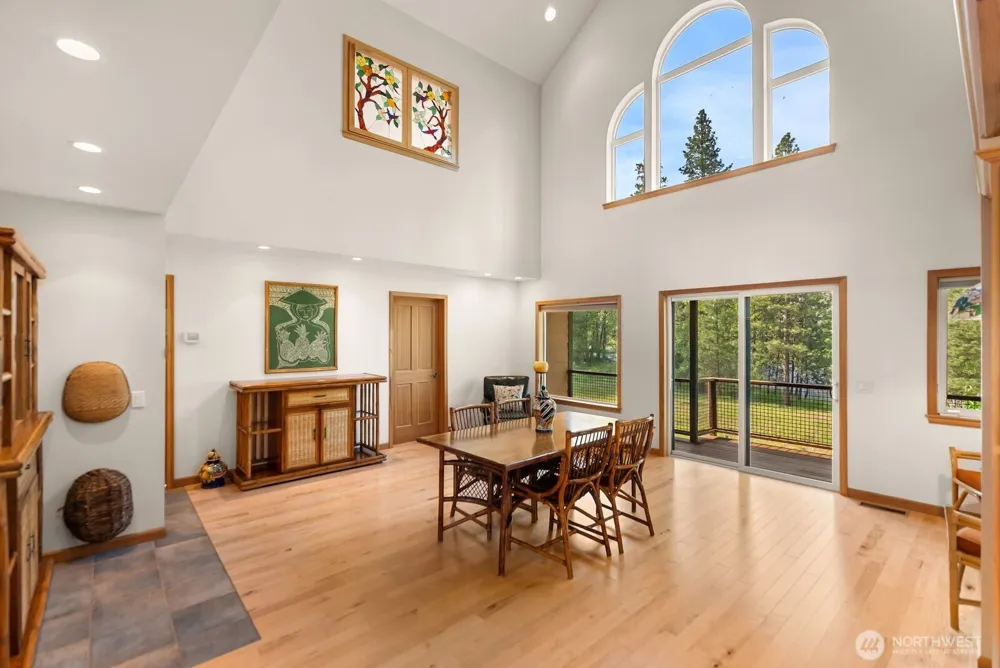 19 Mariposa Lane Winthrop, WA 98862