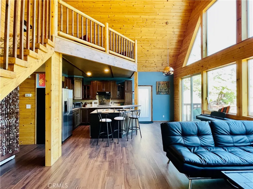 3821 North End Frazier Park, CA 93225