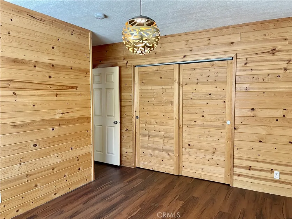 3821 North End Frazier Park, CA 93225