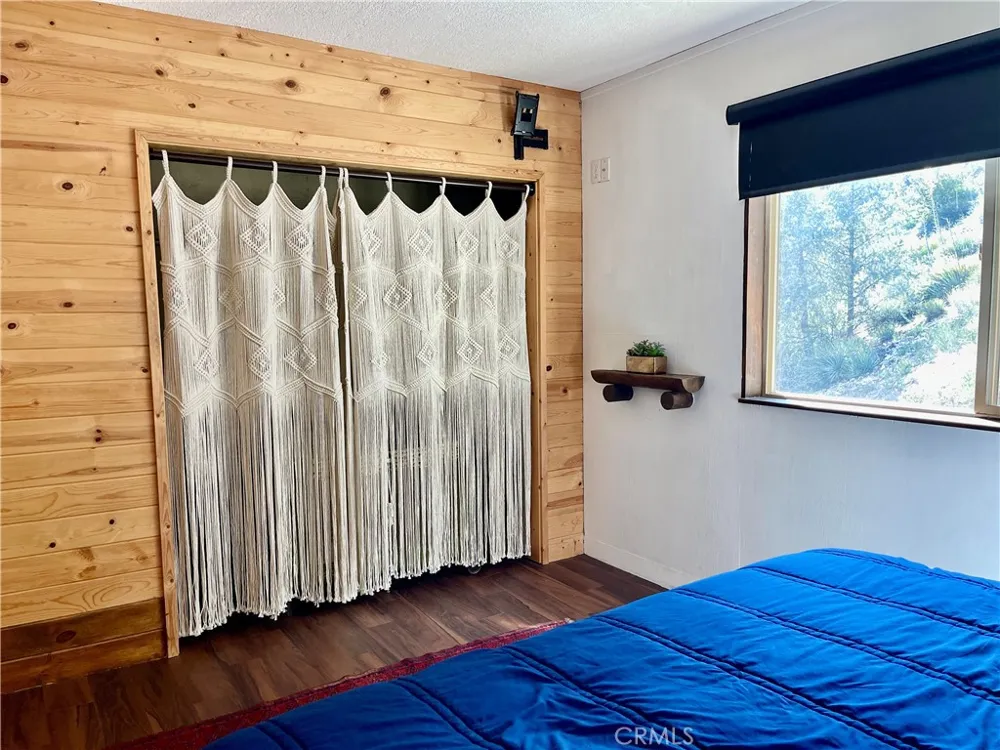 3821 North End Frazier Park, CA 93225