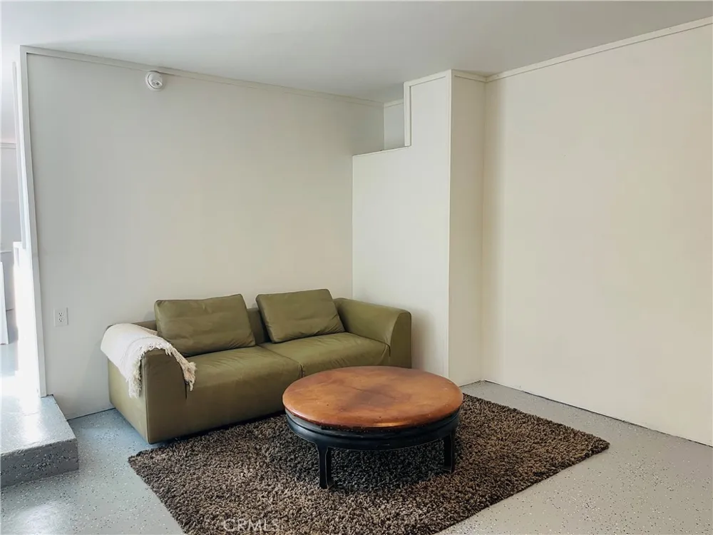 3821 North End Frazier Park, CA 93225
