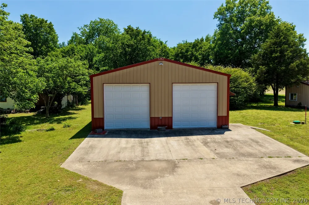414250 E 1074 ROAD Checotah, OK 74426