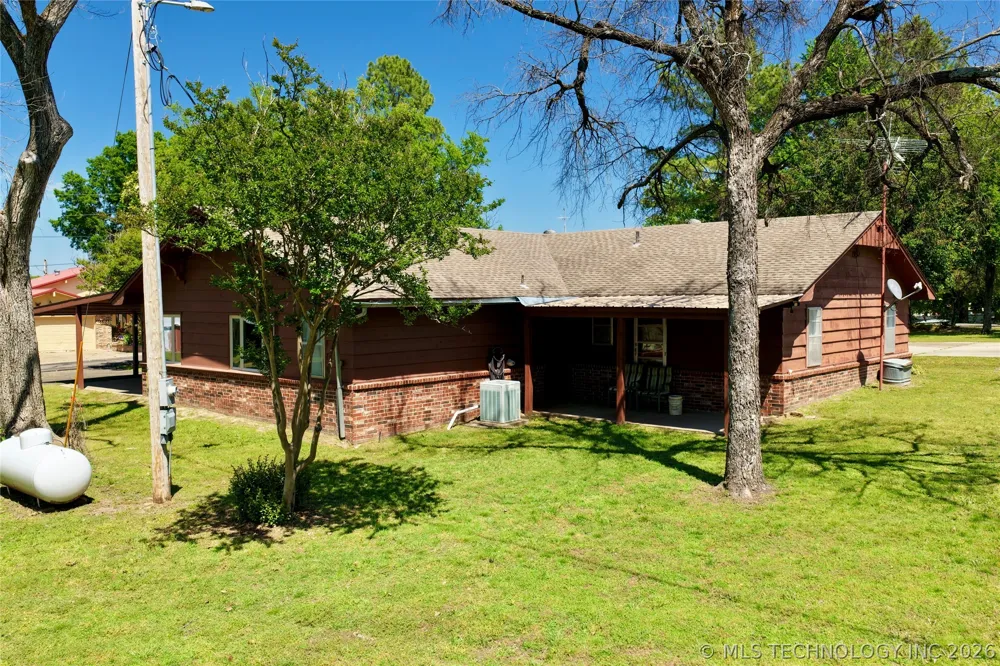 414250 E 1074 ROAD Checotah, OK 74426