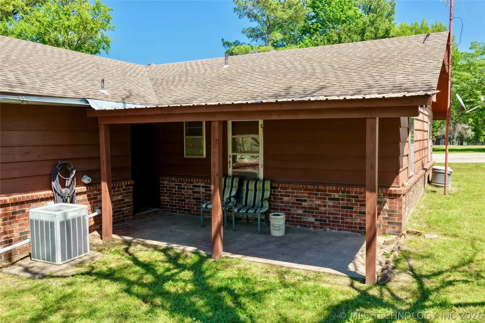 414250 E 1074 ROAD Checotah, OK 74426