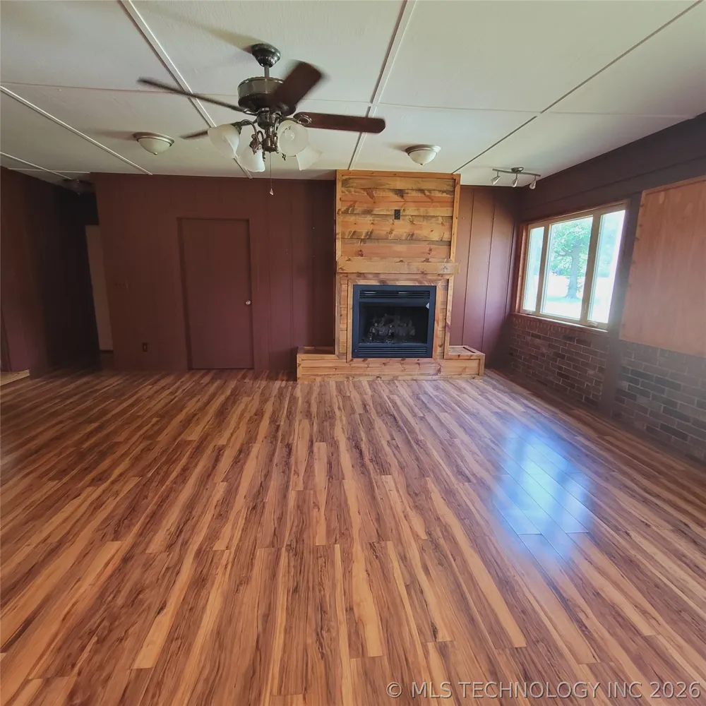 414250 E 1074 ROAD Checotah, OK 74426