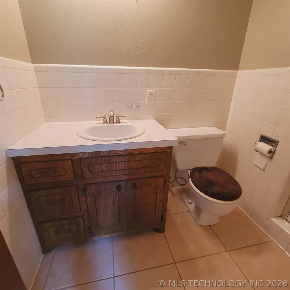 414250 E 1074 ROAD Checotah, OK 74426