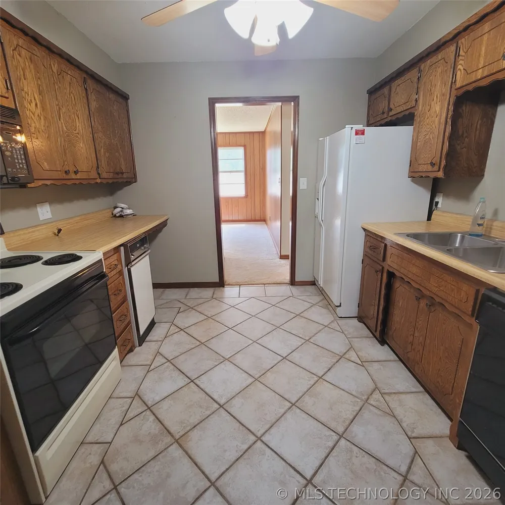 414250 E 1074 ROAD Checotah, OK 74426