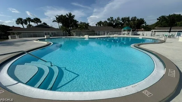 Island Circle #B Fort Myers, FL 33919