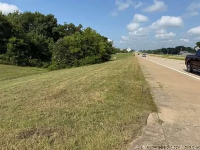 3230 E 151st Street S Bixby, OK 74008