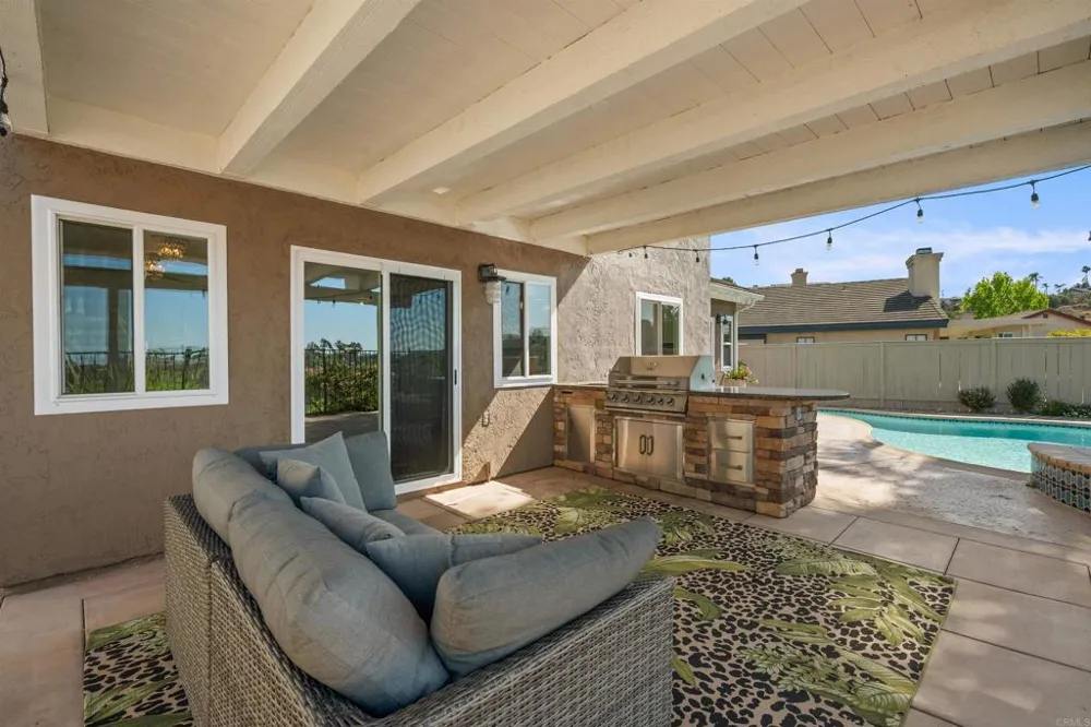 1036 Erin Drive El Cajon, CA 92020