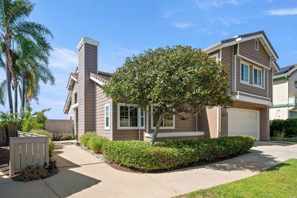 1036 Erin Drive El Cajon, CA 92020