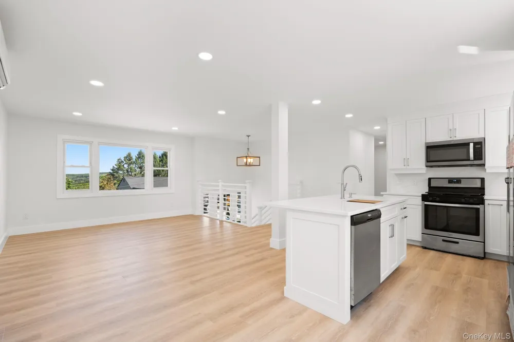 18 Highland Avenue Warwick, NY 10990