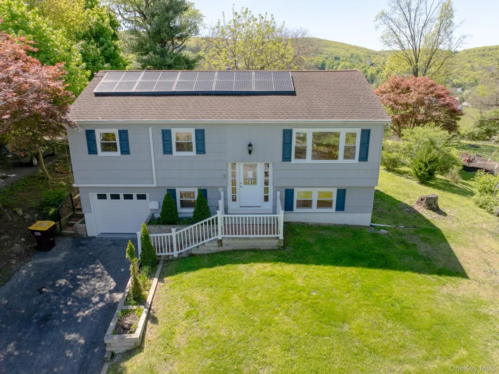 18 Highland Avenue Warwick, NY 10990
