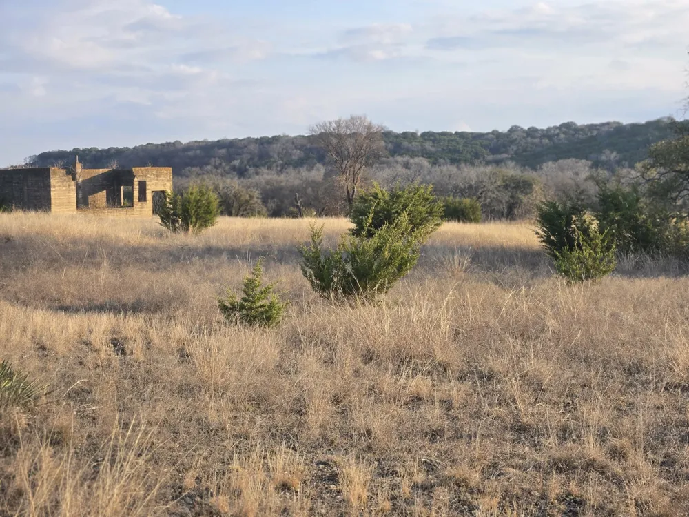 205 Grand Canyon Drive Oglesby, TX 76561