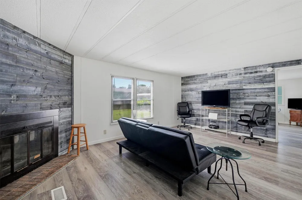 46 George A Green Drive Gordonville, TX 76245