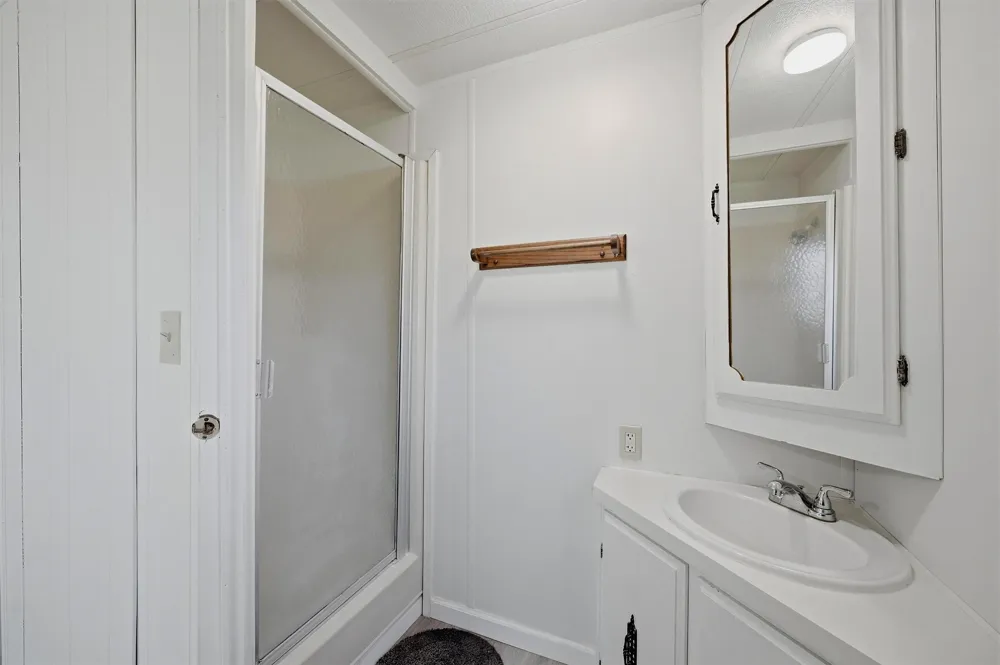 46 George A Green Drive Gordonville, TX 76245