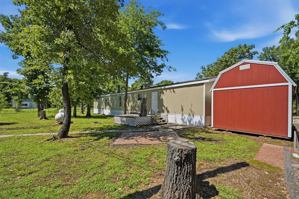 46 George A Green Drive Gordonville, TX 76245