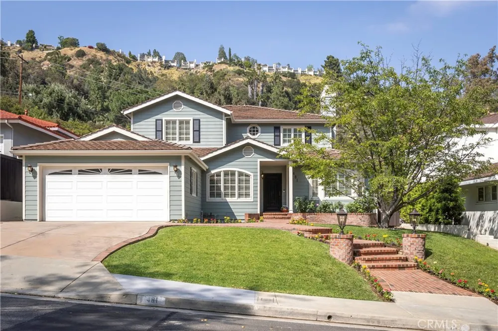 481 Paulette Place La Canada Flintridge, CA 91011
