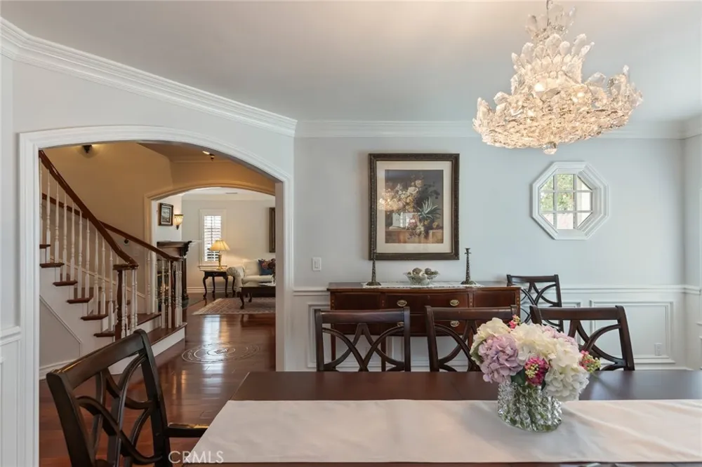 481 Paulette Place La Canada Flintridge, CA 91011