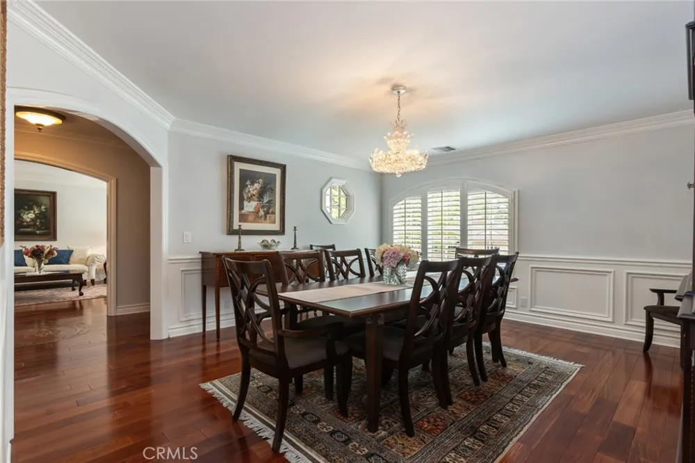 481 Paulette Place La Canada Flintridge, CA 91011