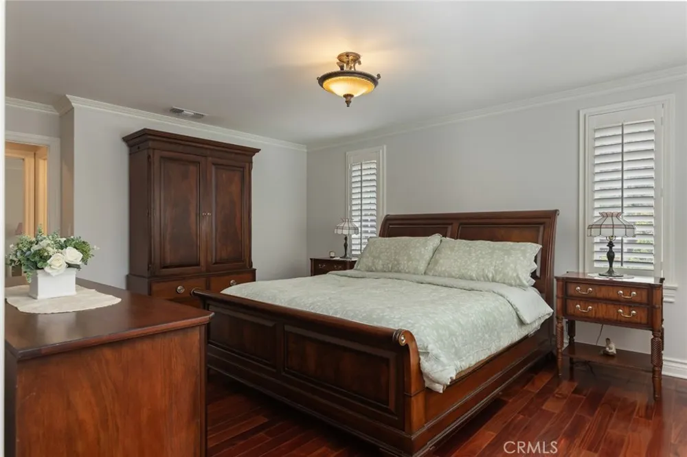 481 Paulette Place La Canada Flintridge, CA 91011