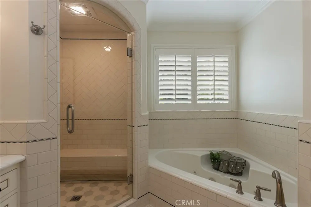 481 Paulette Place La Canada Flintridge, CA 91011