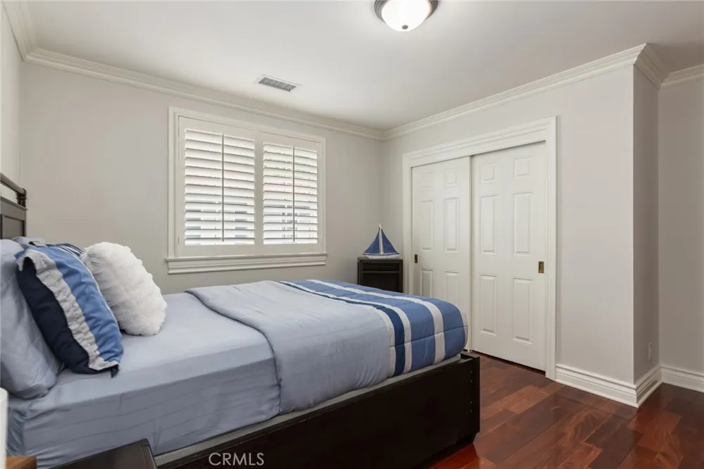 481 Paulette Place La Canada Flintridge, CA 91011