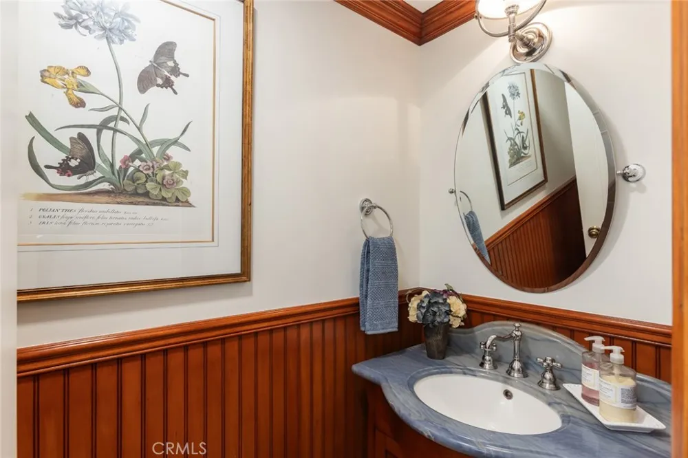 481 Paulette Place La Canada Flintridge, CA 91011