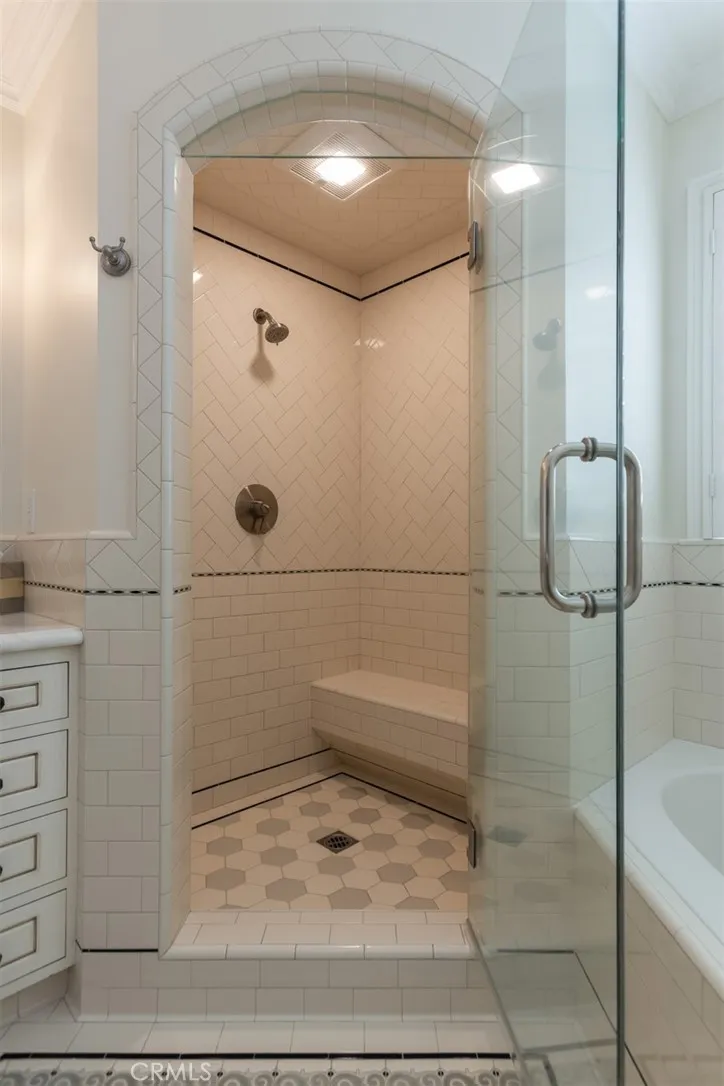 481 Paulette Place La Canada Flintridge, CA 91011