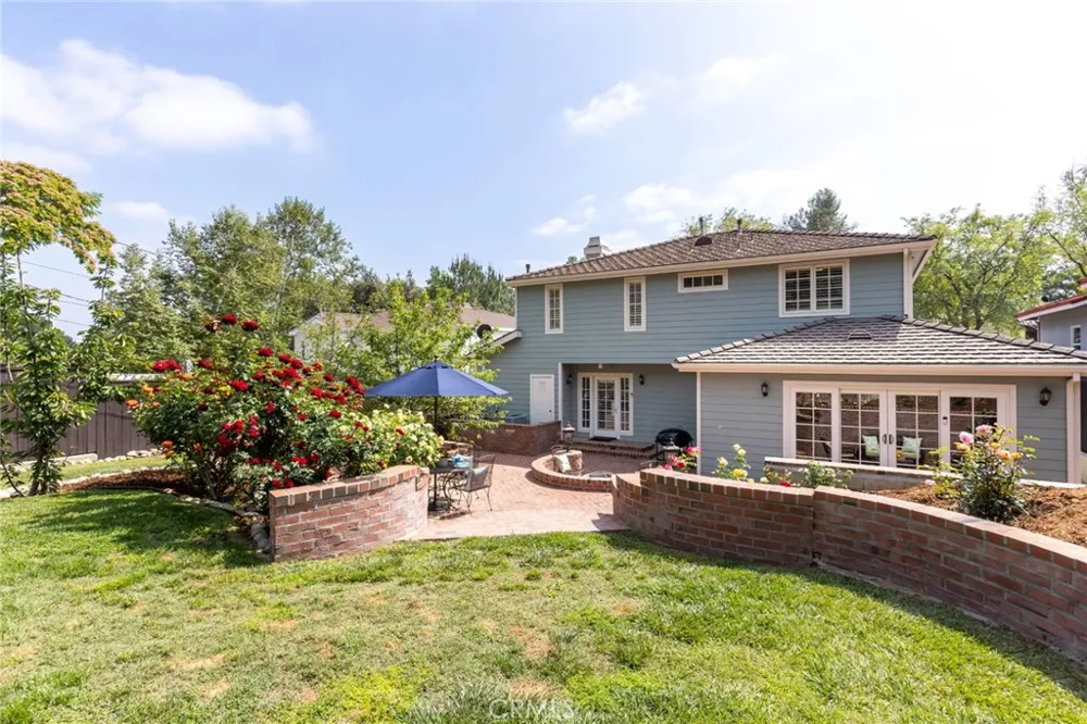 481 Paulette Place La Canada Flintridge, CA 91011
