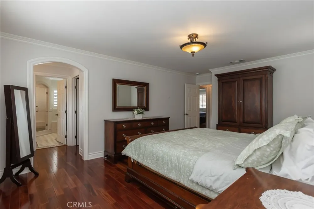 481 Paulette Place La Canada Flintridge, CA 91011