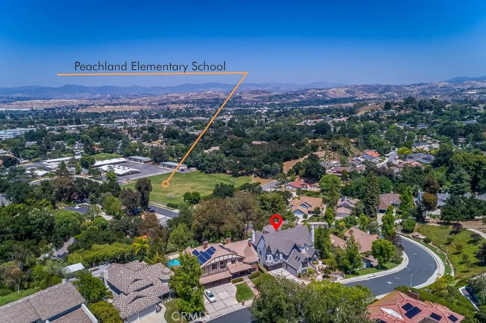 24537 Peachland Avenue Newhall, CA 91321