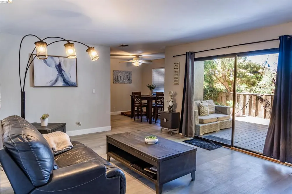 900 Cambridge Dr #31 Benicia, CA 94510