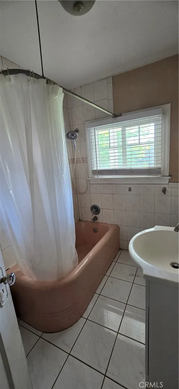 257 Bella Vista Pasadena, CA 91107
