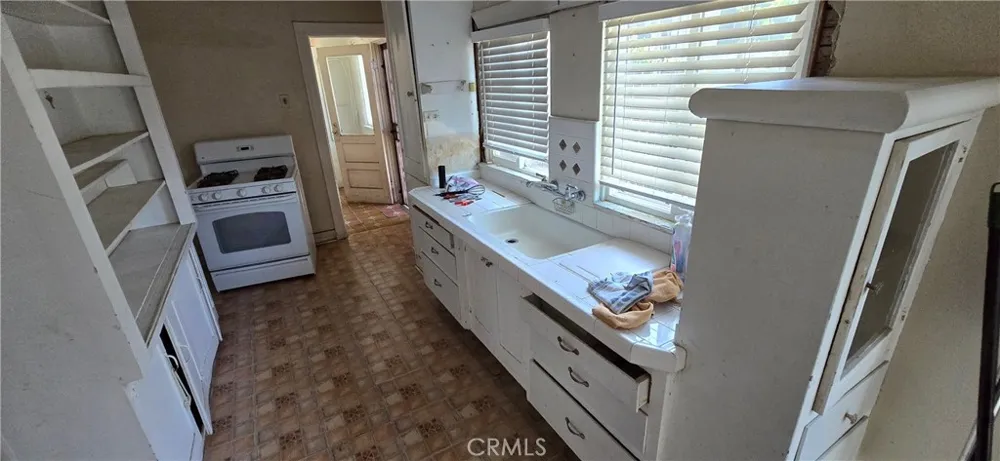 257 Bella Vista Pasadena, CA 91107