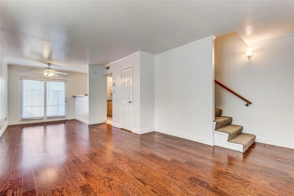 4011 Cole Avenue #113 Dallas, TX 75204